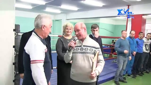 Новые залы для бокса смотреть онлайн