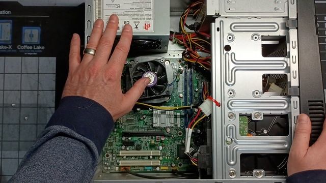 Lenovo ThinkCentre M70e (0821)