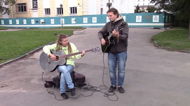 Пение музыкантов на Площади Ленина. смотреть онлайн