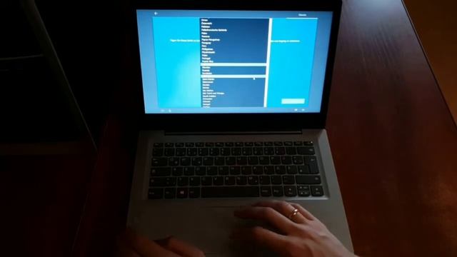 Lenovo IdeaPad 120s 14IAP 81A500AEGE 35 from computeruniverse.net. Тестирование и распаковка. смотреть онлайн