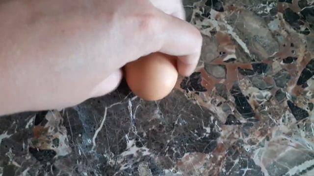 ПРОВЕРЯЮ НА ВАШИХ ГЛАЗАХ ЛАЙФХАК ИЗ ИНТЕРНЕТА...КАК ОТЛИЧИТЬ ВАРЕНОЕ ЯЙЦО ОТ СЫРОГО? ПРОВЕР смотреть онлайн