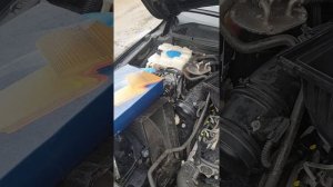 Замена воздушного фильтра на  VWTouareg 3.0TDI