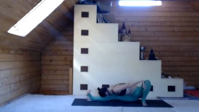 Video Yoga Lesson (English). смотреть онлайн