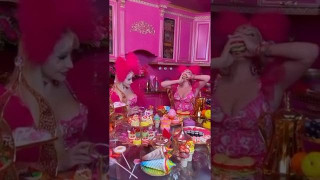 Тузова с Волочковой смотреть онлайн