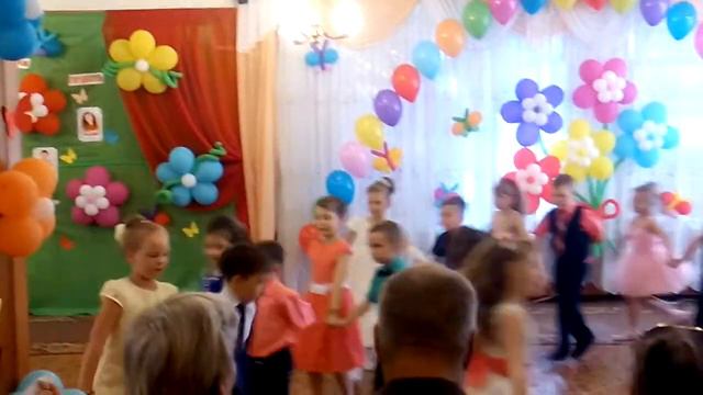Я хотела стать звездой садика смотреть онлайн