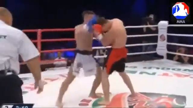 18 ЛЕТНИЙ РУССКИЙ боец ПОРВАЛ чемпиона ММА Дмитрий Меньшиков ПОТРЯСАЮЩИЙ БОЙ смотреть онлайн