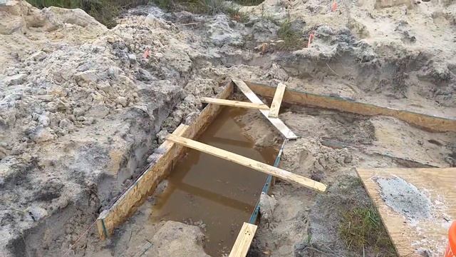 День 7. Продолжаю строить опалубку. смотреть онлайн