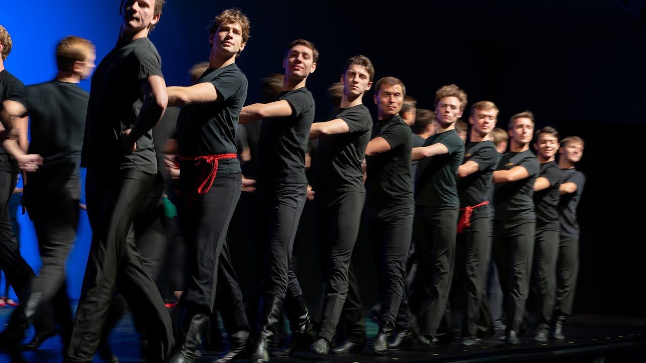 Балет Игоря Моисеева выступил в Сочи при полном аншлаге. смотреть онлайн