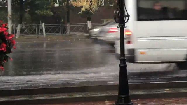 Отсутствие ливневок или хоть каких-либо стоков для дождевой воды в Смоленске RA Digital смотреть онлайн