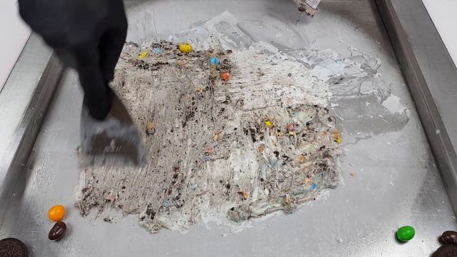 ASMR - OREO & M&M's Ice Cream Rolls | Как сделать жареное мороженое из OREO и M&M's | Mukbang смотреть онлайн