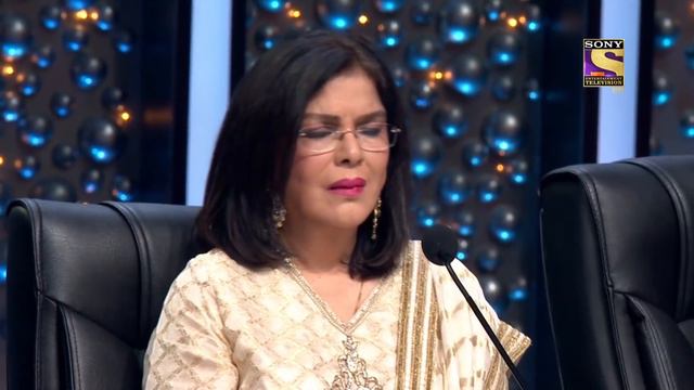 सारे Judges ने Zeenat Aman को दिया एक Lovely Tribute! | Indian Idol | Celebrity Special смотреть онлайн