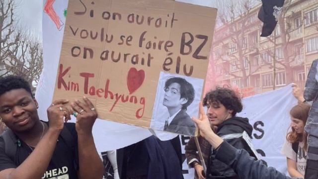 имя V видели на протестах во Франции/Почему? смотреть онлайн