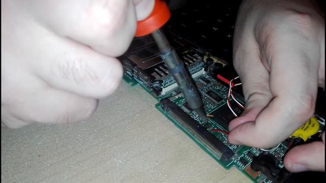 Comment trouver le mot de passe BIOS d'un IBM Thinkpad T4x ("a l'ancienne") смотреть онлайн