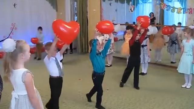 гр Пчелка Танец Ангел смотреть онлайн