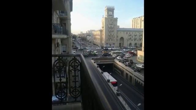 Cтаринные часы. Баку. смотреть онлайн