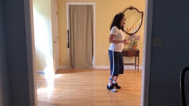 Despacito - L3/4 Line Dance Lesson & Dance Along - Music @ 9:36 смотреть онлайн