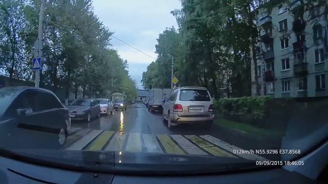 Копия видео "Неудачный выезд с парковки" смотреть онлайн