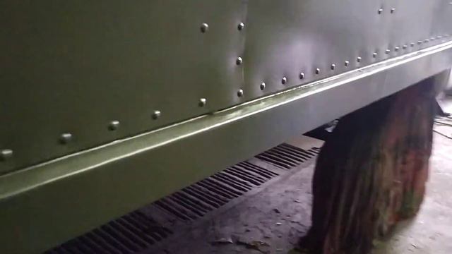 Беглый осмотр мазовского кунга после нанесения первого слоя краски часть 4 смотреть онлайн