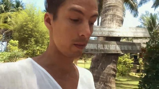 Лживый взгляд на "белый лист" смотреть онлайн