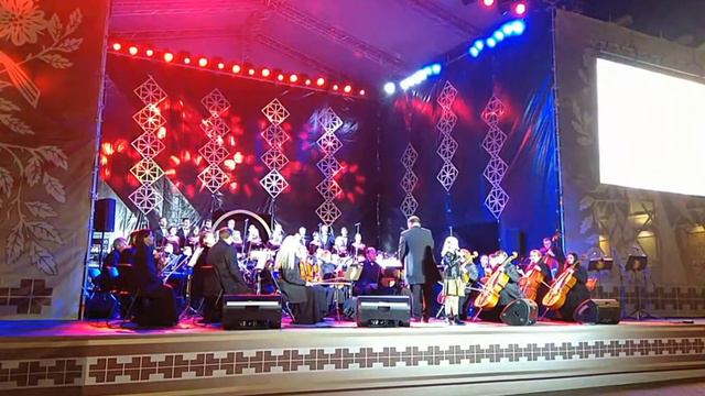 Песня о маленьком трубаче- солистка - Анна Сухая смотреть онлайн