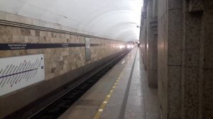 Станция метро Крестовский остров.