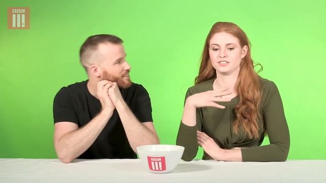 Что не стоит спрашивать у рыжих (BBC Three) смотреть онлайн