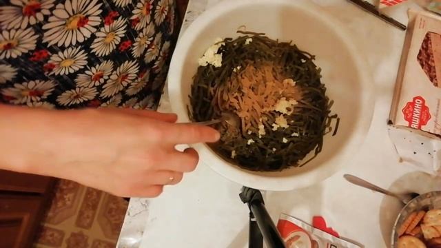 Готовлю салат из морской капусты. смотреть онлайн