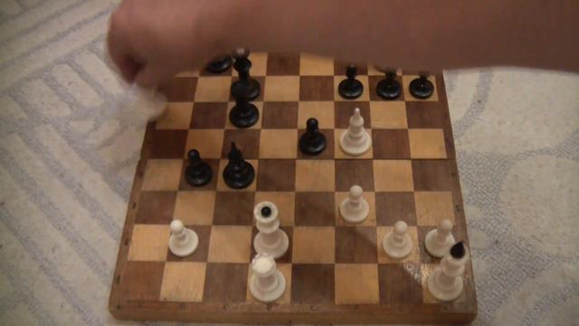 Шахматы быстрый выигрыш ферзя смотреть онлайн
