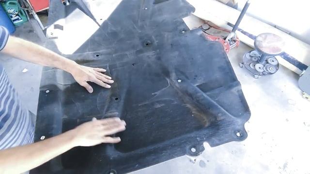 Insulating the Doghouse смотреть онлайн