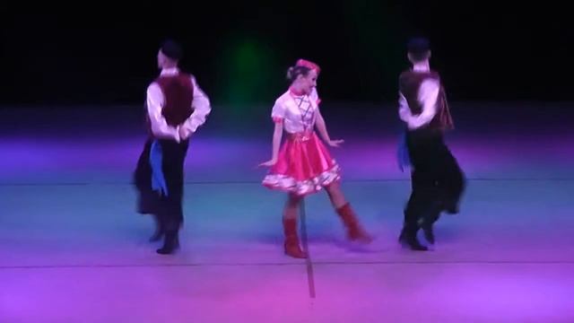 "Татарочка" - веселый шуточный танец. смотреть онлайн