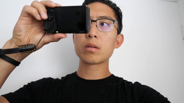 ERIC KIM WRIST STRAP MARK II x RICOH GR III смотреть онлайн