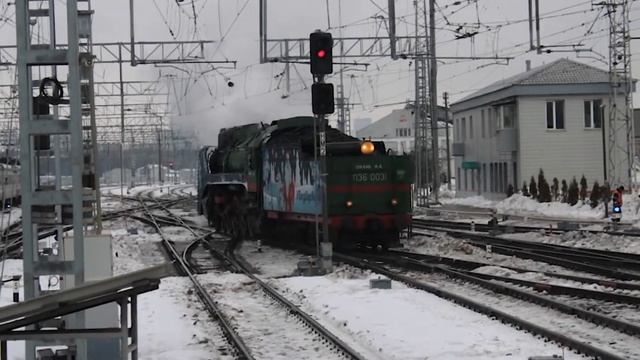 Паровоз П36-0031 тендером вперëд. смотреть онлайн