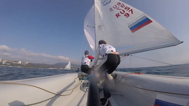 Чемпионат России-2018 в олимпийских классах. 5 день. В фокусе класс 470 смотреть онлайн