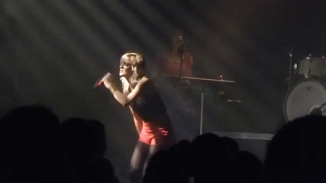 Hollysiz Miss Know It All Mennecy 10 10 2014 смотреть онлайн