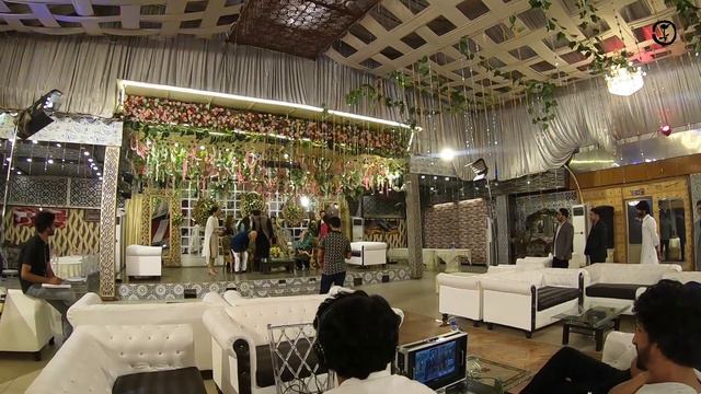 | Syed Jibran | Hiba Bukhari | Mirza Zain Baig | Nadia Hussain | Qavi Khan | Huma Nawab | смотреть онлайн