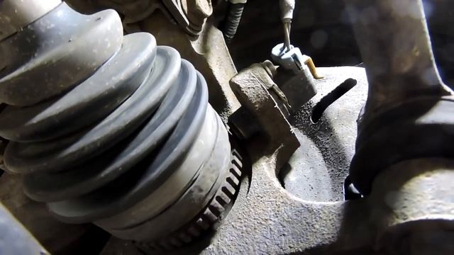 Vigyázzatok télen az ABS vezetékére autómosáskor! смотреть онлайн