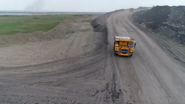 Белаз 220 тонн. Тест автосамосвала БелАЗ 75306 смотреть онлайн