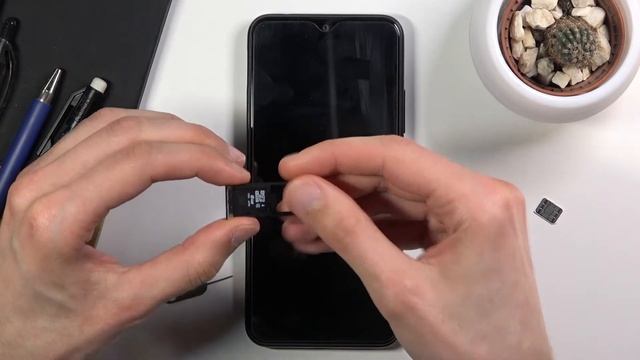 How to Insert SIM and SD Card into GIGASET GS190 – Input SIM Card смотреть онлайн