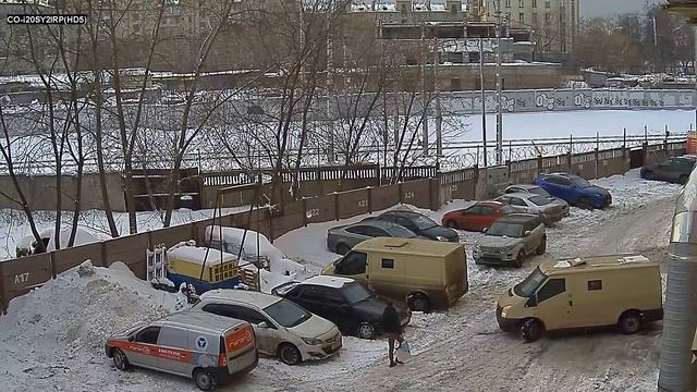 Уличная IP камера CO i20SY2IRPHD5 Улица день.mp4 смотреть онлайн