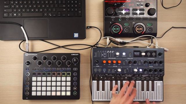 Arturia MicroFreak Live Looping Jam смотреть онлайн