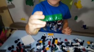 ЯРИК озоРнИК собирает ЛЕГО АВТОВОЗ ЛЕГО ГОРОД  обзор автовоза и трех гоночных машинок