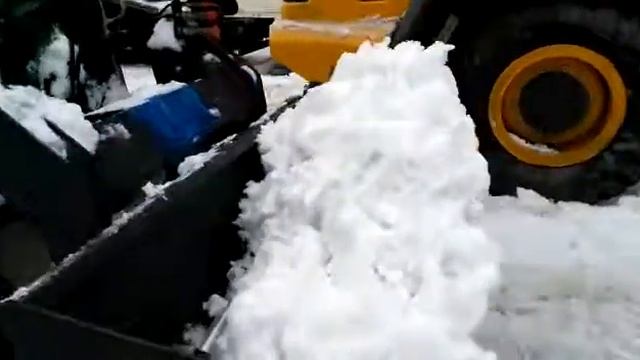 Мини-погрузчик LiuGong CLG 375B (Юбилейный) смотреть онлайн