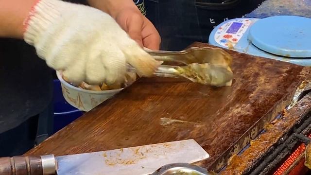 Grilled King Oyster Mushroom - Taiwanese Street Food смотреть онлайн