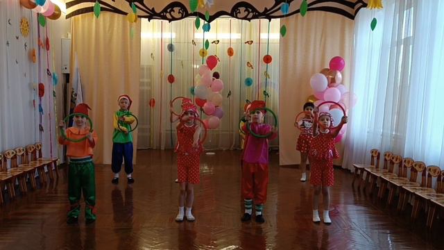Танец ПДД "Светофор" в ДОУ подготовительная к школе группа 2024 год. смотреть онлайн