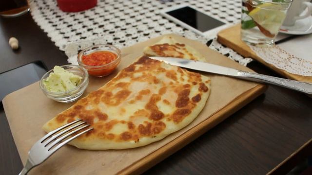 10 THINGS TO DO in SERGIEV POSAD – СЕРГИЕВ ПОСАД | CITIES OF RUSSIA смотреть онлайн