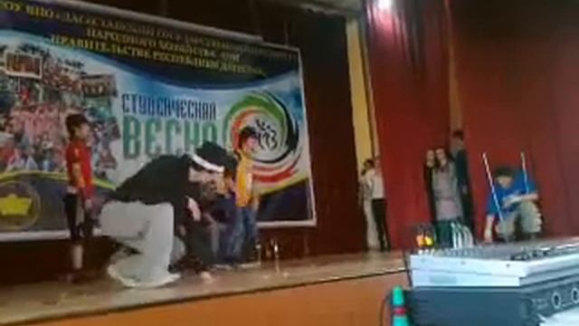 хип-хоп и брейк-данс в махачкале смотреть онлайн