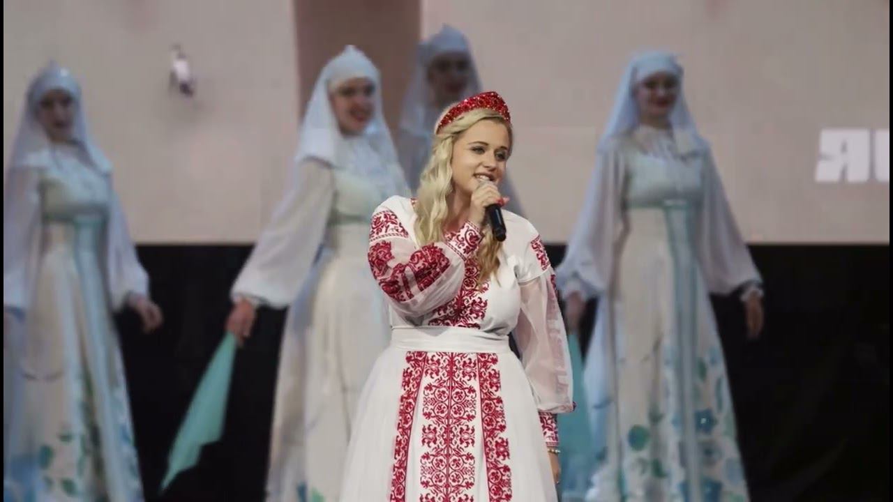 Анастасия Карасева - Гляжу в озёра синие