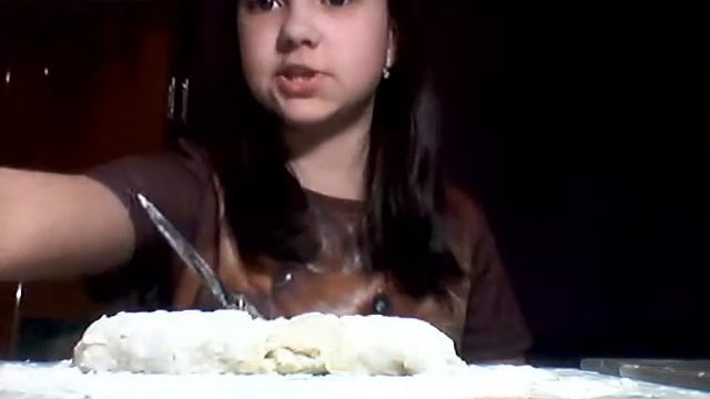 Пироги с малиной и кокосовыми стружками