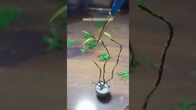 Making a Miniature Dracaena Plant смотреть онлайн