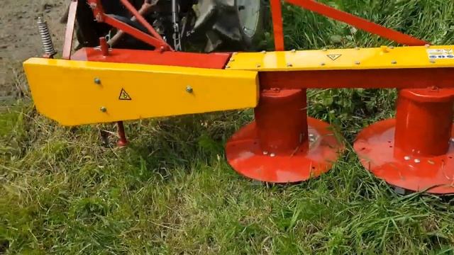 Косарка роторна для трактора КР 1 25 Комагротех В роботі смотреть онлайн